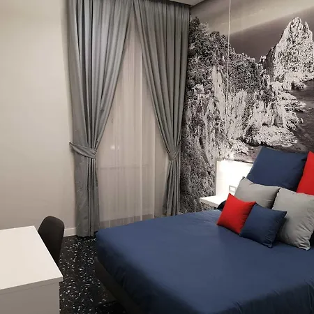 Beverello 4* Naples